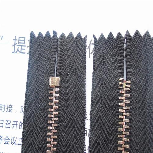 淘工厂批量供应3号金属裤子拉链 服装辅料销售新选择